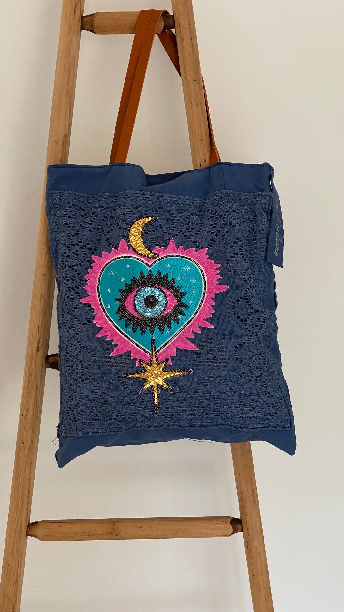 Cabas Marie bleu en drap ancien upcyclé