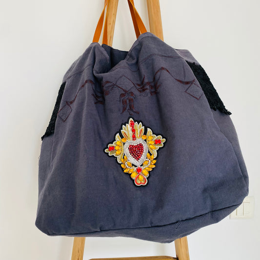 Cabas simone  fait main drap  lin ancien avec broderie  et dentelle – pièce unique upcyclée